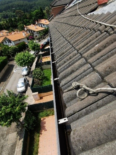 Limpieza y reparación de canalones